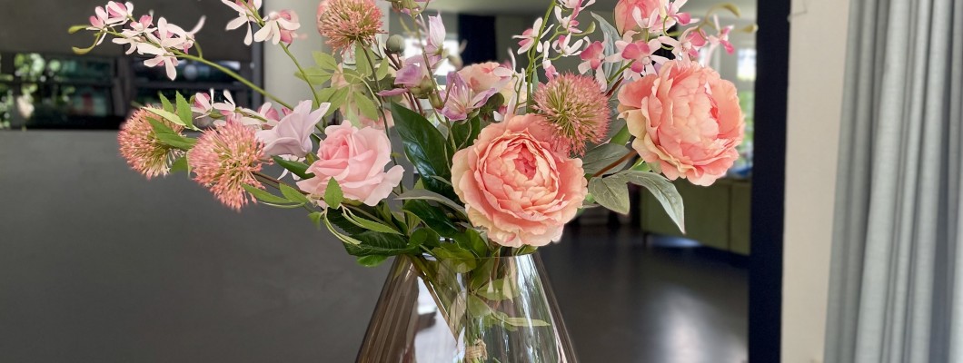 Kunst chrysanten onderhoud: zo blijven je herfstbloemen seizoen na seizoen mooi