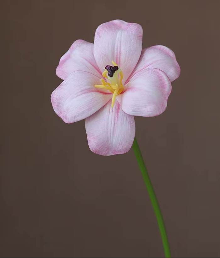 Lichtroze open tulp van zijde, 47 cm hoog