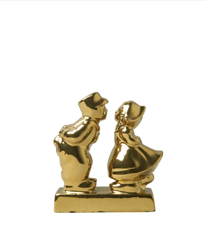 Kussend paar goud 8cm